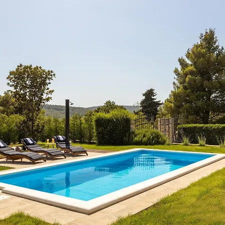 Ferienhaus Mit Privatpool Fur 6 Personen Ca 223 Qm In Dubrava Kod Sibenik, Dalmatien Norddalmatien Σπίτι διακοπών *