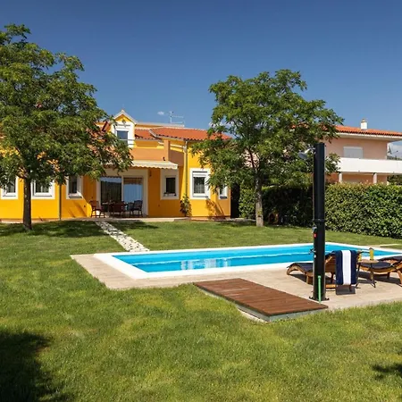Ferienhaus Mit Privatpool Fur 6 Personen Ca 223 Qm In Dubrava Kod Sibenik, Dalmatien Norddalmatien Dubrava (Sibenik-Knin)